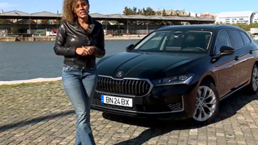 Quer conforto e qualidade ao conduzir? Conheça o novo Skoda Superb Break L&K Phev 