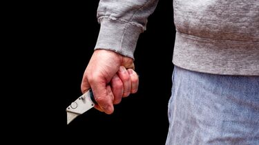 Homem tenta matar vizinho com x-ato em Gaia