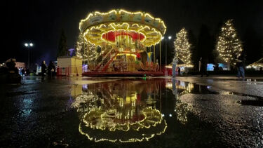 O espírito natalício ilumina Kiev 