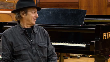 “O meu espaço de atuação era a rua”: Jorge Palma recorda vida artística 