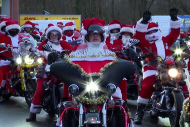 Estes pais natais solidários trocaram os trenós pelas Harley Davidson