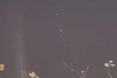 Satélites de Elon Musk visíveis em Portugal