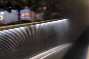 Carro em chamas em túnel em Braga