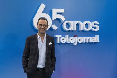 Hélder Silva apresenta o 'Jornal da Tarde', RTP1