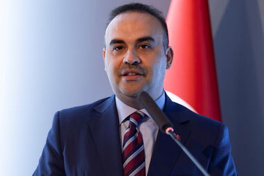 Fatih Kacir, vice-presidente e ministro da Indústria turco