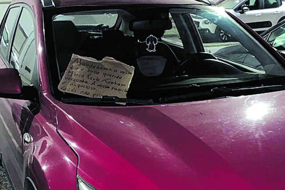 Bilhete deixado em carro