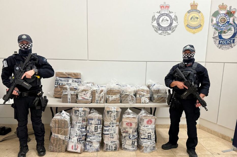 Austrália detém 13 pessoas na maior apreensão de cocaína da história do país