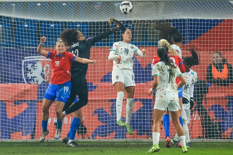 Portugal bate República Checa