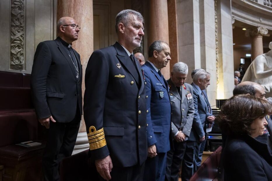 Almirante Gouveia e Melo participa na celebração do centenário de Mário Soares 