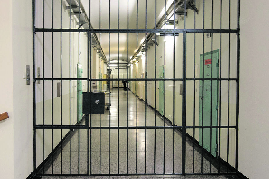 O homem foi condenado a uma pena efetiva de prisão de cinco anos e esteve  na cadeia entre janeiro  de 2021 e julho de 2023