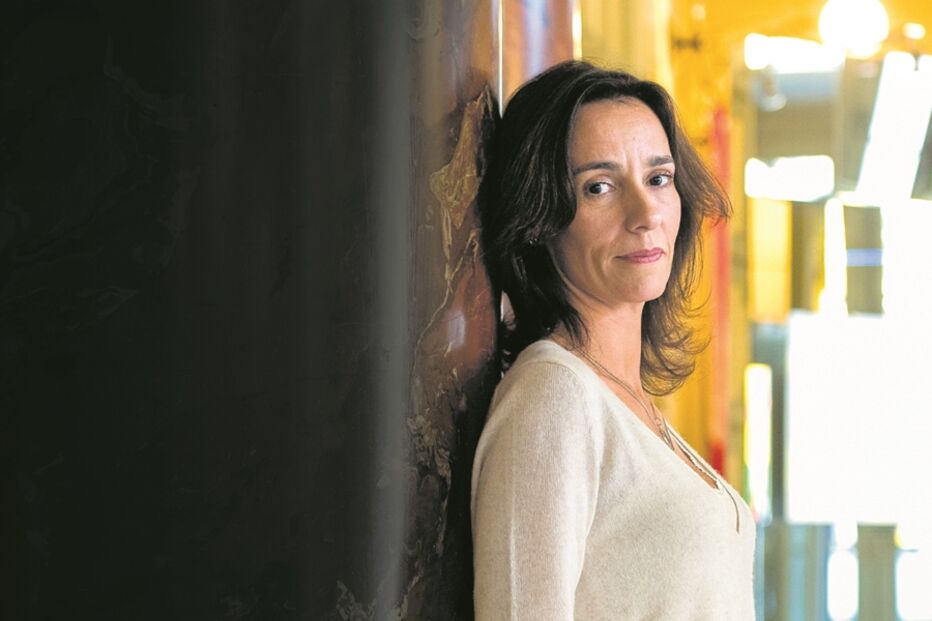 Imagem P34-ESCURECER pos titulo.jpg (23400731) (Milenium)