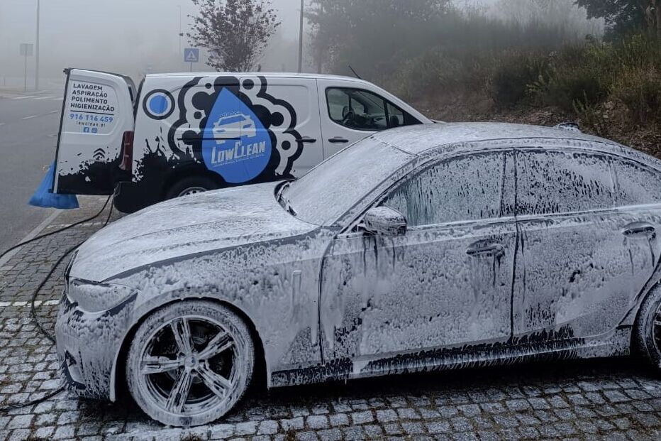 C-Studio CARRO LIMPEZA Lowclean.jpg