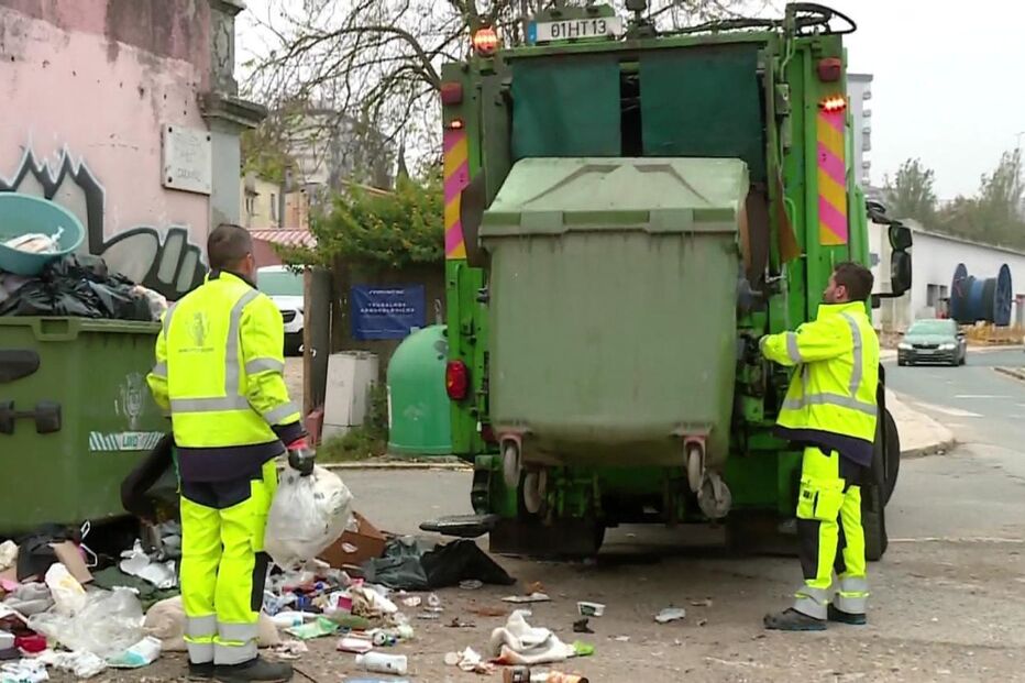 Trabalhadores do lixo em Lisboa