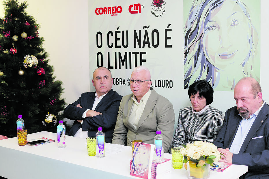 Carlos Rodrigues, os pais de Marta Louro, Pedro e Regina Louro, e Paulo Sargento