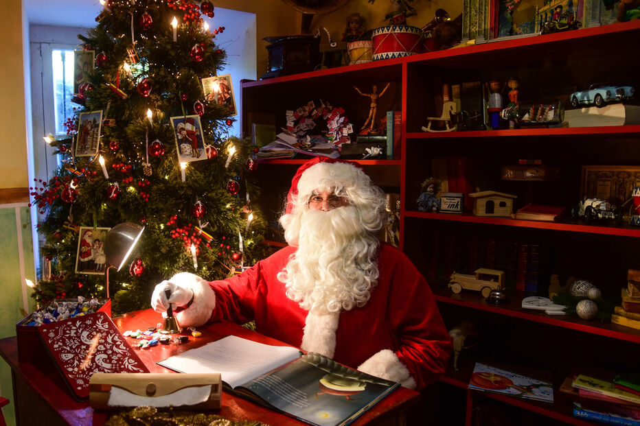 O Pai Natal está na sua casa para ouvir os pedidos da pequenada
