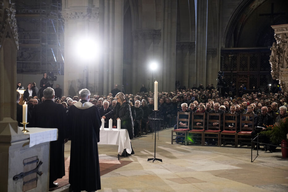 Serviço memorial em Magdeburgo