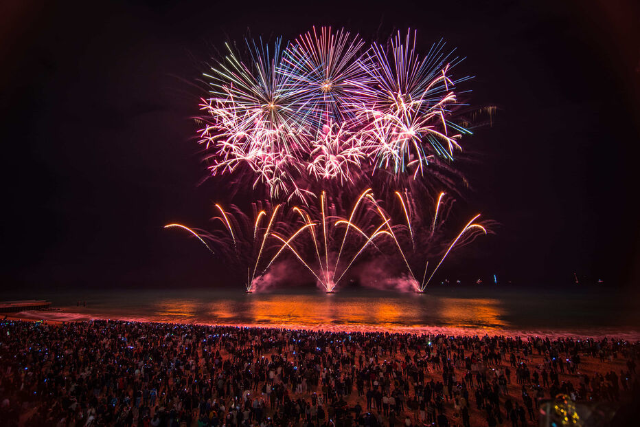 Fogo de artifício não falta na despedida de 2024