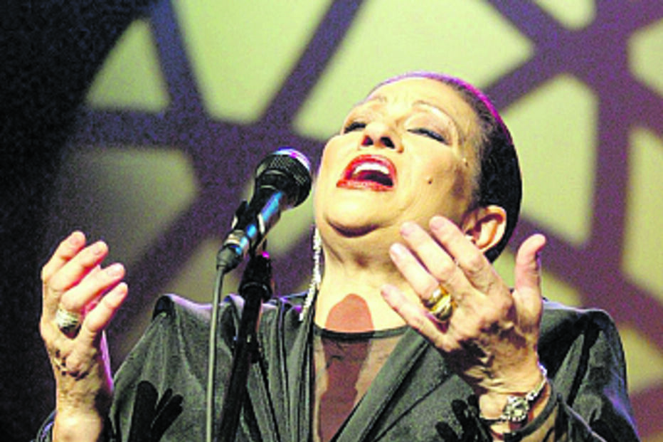 Esmeralda Amoedo 