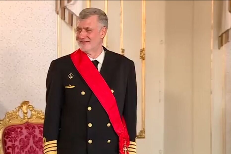 Gouveia e Melo prepara corrida a Belém