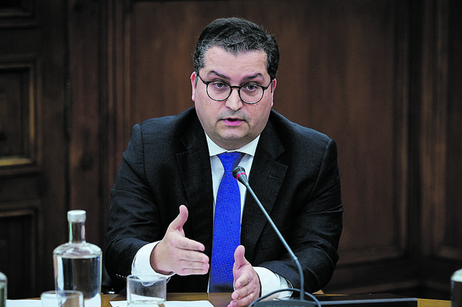 Saldo segue favorável face às previsões do ministro das Finanças 