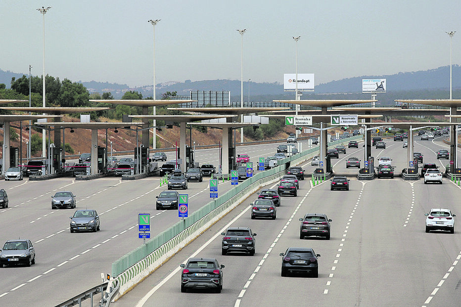 Circular nas autoestradas vai ficar mais caro, em média, 2,21% no próximo ano 