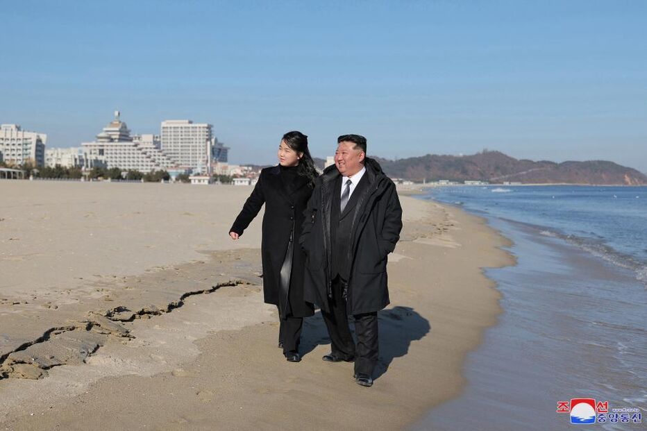 Kim Jong-un visita novo resort turístico na Coreia do Norte na companhia da filha