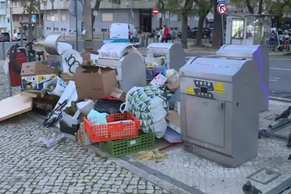 Câmara de Lisboa reforça circutos de recolha de lixo para mitigar efeitos da greve