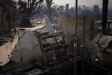 Destruição provocada pelos incêndios na Califórnia 