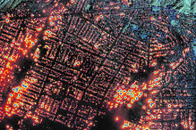 Imagens captadas por satélite mostram a dimensão da destruição provocada pelos incêndios 