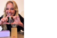 Imagem Cristina com o pipy 54368192.jpg (23763636) (Milenium)