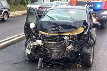 Marginal cortada cerca de 4 horas devido a colisão frontal entre dois carros que causou três feridos em Oeiras