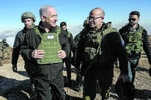 Netanyahu em visita às tropas no Sul da Síria, em dezembro 