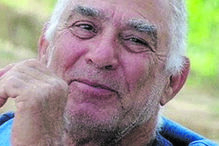 Gadi Moses, de 80 anos