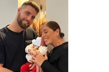 Anabel Pantoja, David Rodríguez e a filha Alma