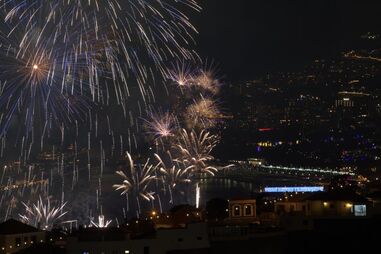 Ano Novo: Ameaças terroristas obrigam a reforço de segurança e restringem eventos em todo o mundo