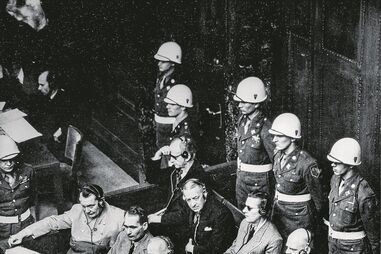 Coleção que assinala os 80 anos do fim da II Guerra Mundial