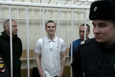 Advogados de Alexei Navalny condenados a penas de prisão por serem considerados "terroristas e extremistas"
