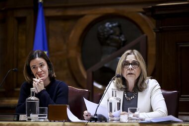 Ana Povo, secretária de Estado da Saúde (à Esq.) com a ministra da Saúde, Ana Paula Martins