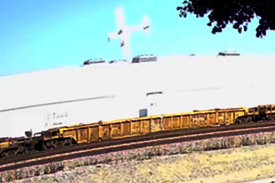 Dois mortos e 19 feridos em queda de avião na Califórnia