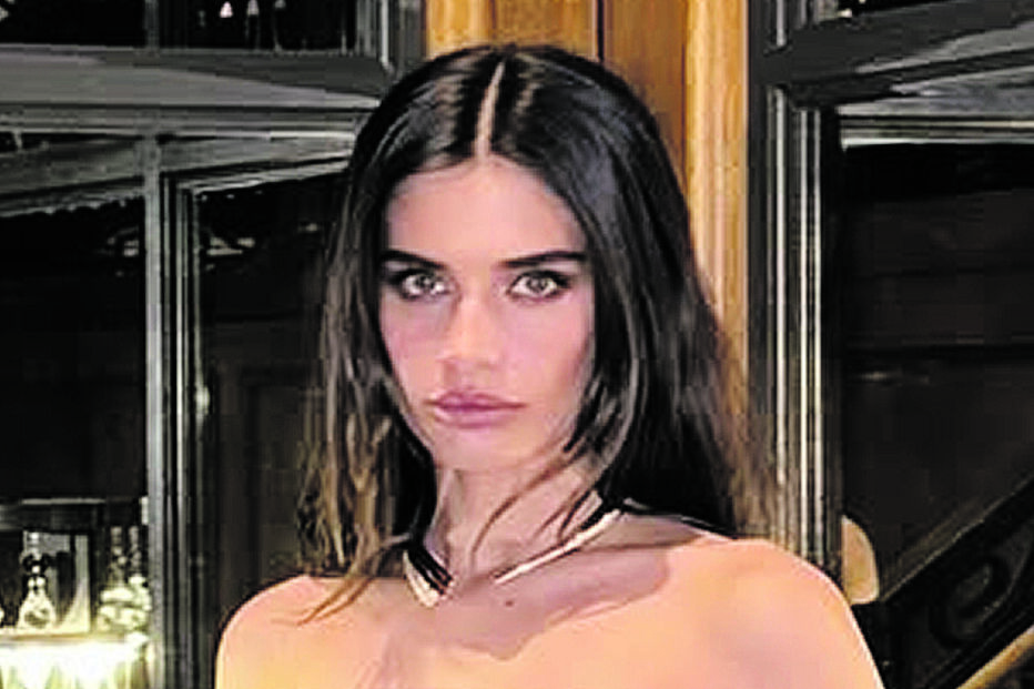 Sara Sampaio partilhou fotos do Réveillon