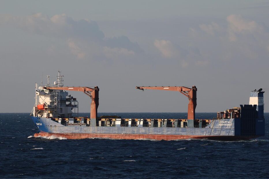 Marinha acompanha 5 navios da Federação Russa ao dobrar o ano.3.jpeg