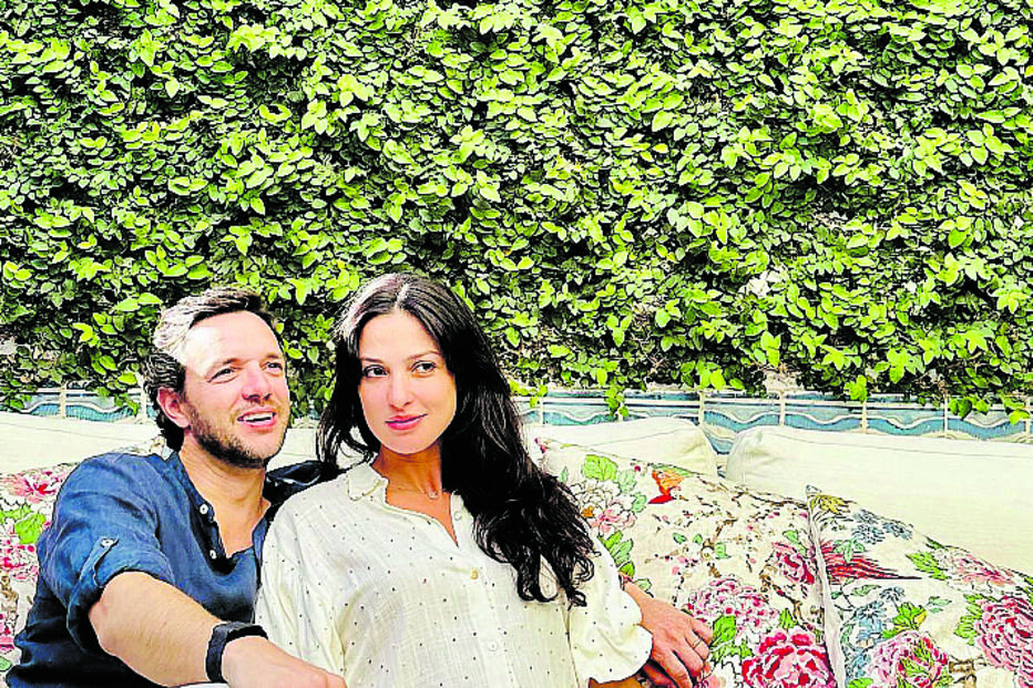 Sara Salgado está na companhia do marido, Diogo Pereira Coutinho