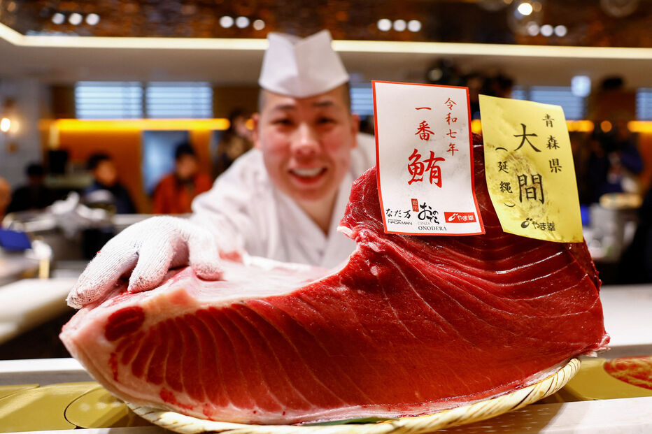 Atum de 276 kg vendido por mais de um milhão em leilão 