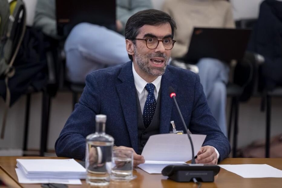 Luís Pinheiro ouvido sobre o caso das gémeas