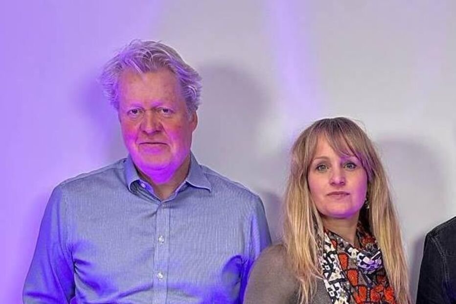 Charles Spencer e Cat Jarman