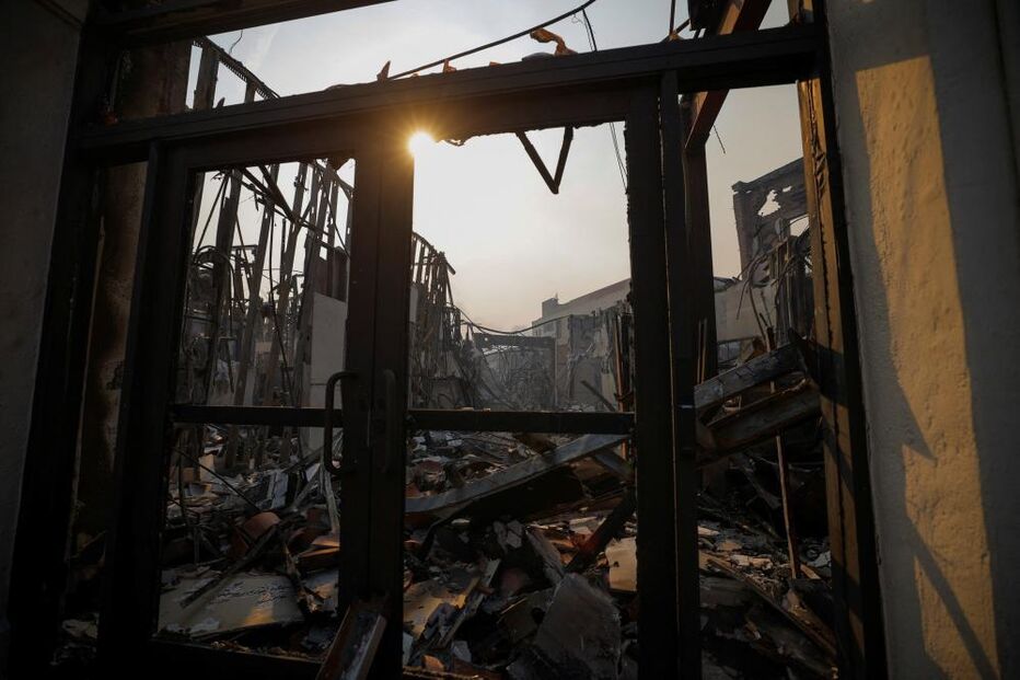 Destruição provocada pelos incêndios na Califórnia 