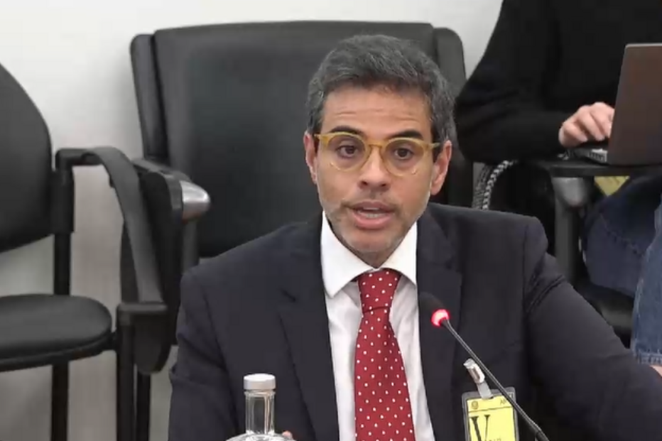 Neuropediatra Tiago Proença dos Santos