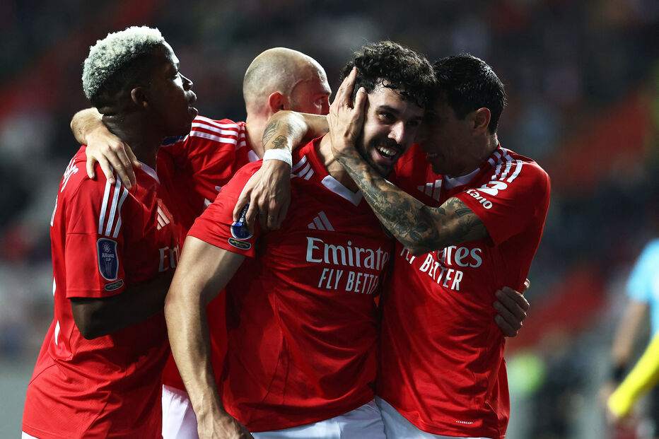 Festejos do golo do Benfica