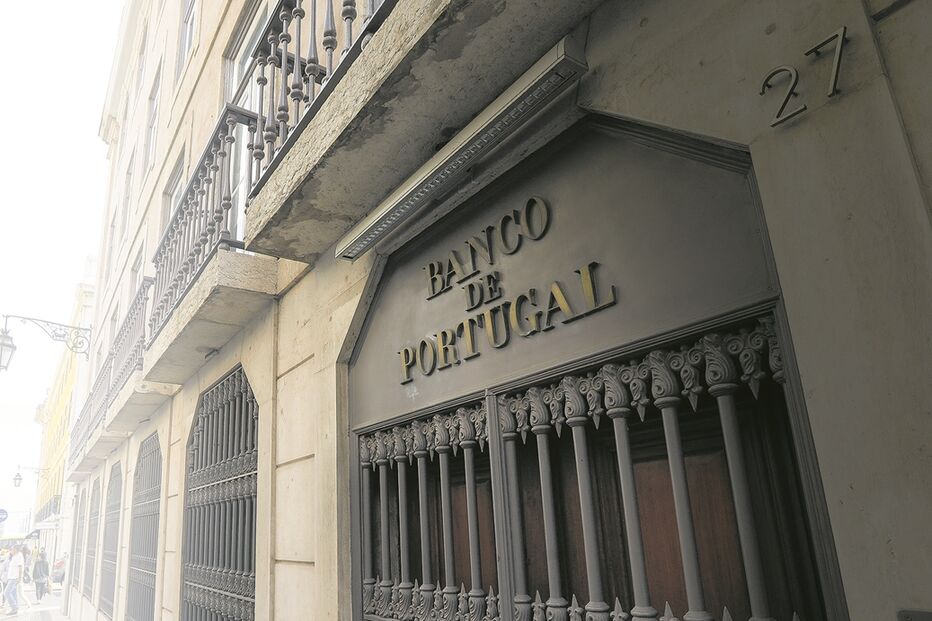 Banco de Portugal paga mais de 15 mil euros aos consultores