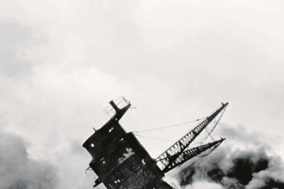 Segunda Guerra Mundial grande coleção: Ataque a Pearl Harbor matou 2335 americanos 